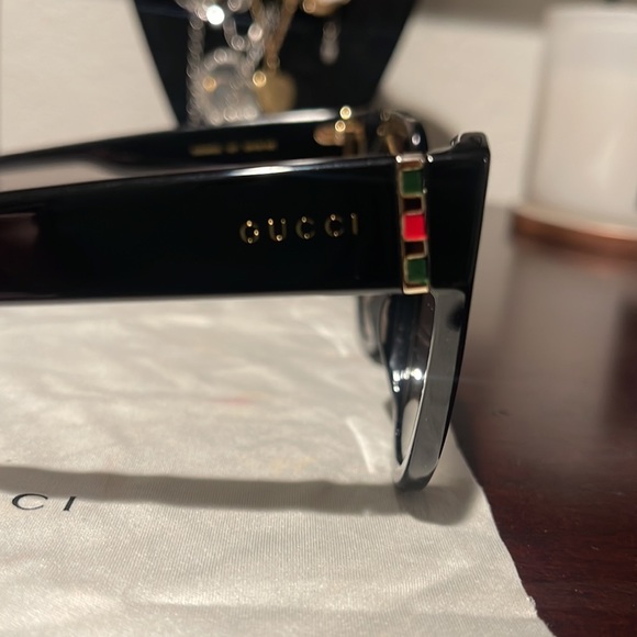 Gucci sunglasses main image 6